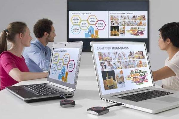 Say Goodbye to Cables – Present Smarter, Not Harder