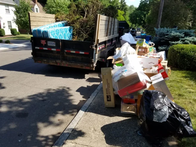 Trash Hauling Fast