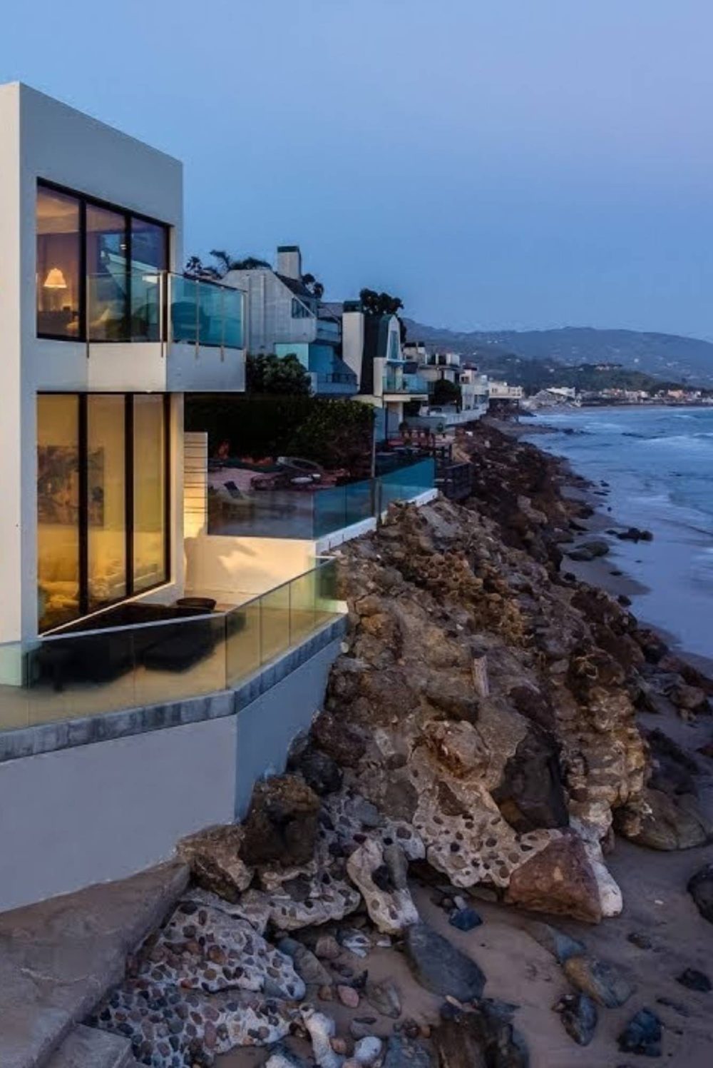 R&R Painting and Wallpaper