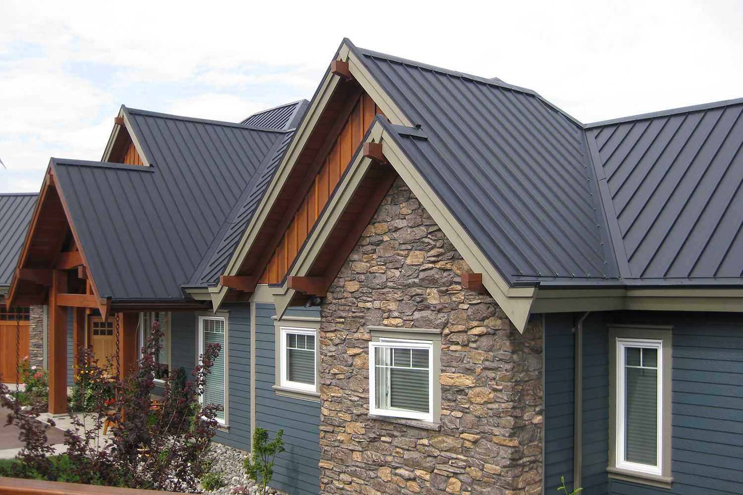 Hillside Roofing LLC