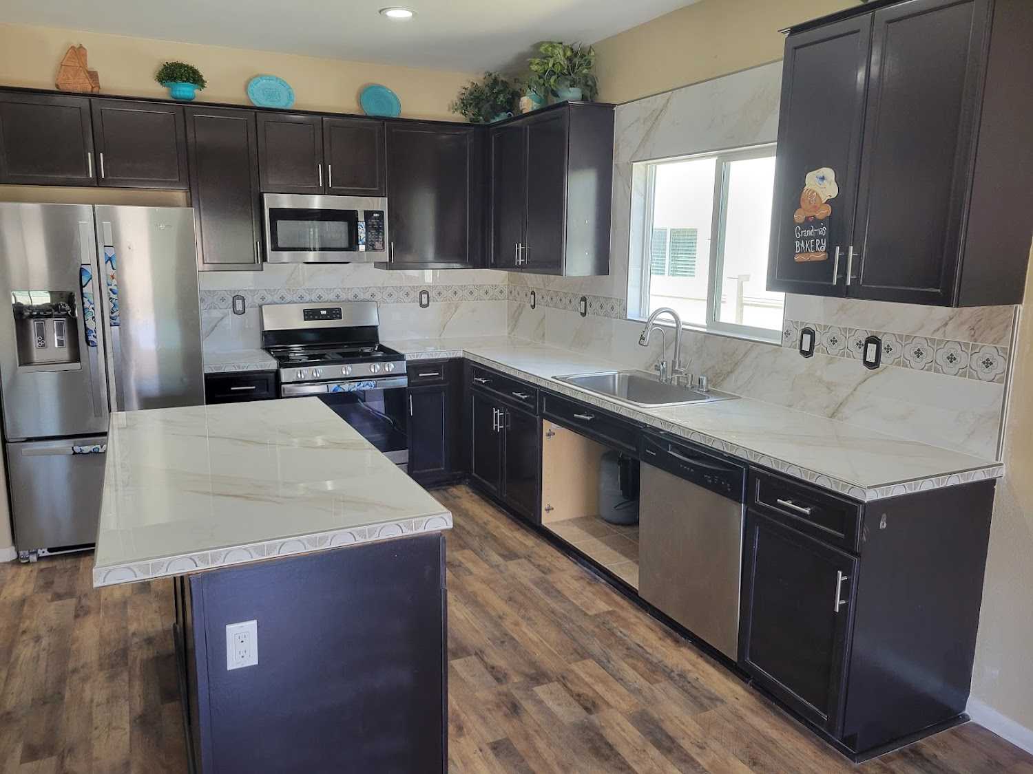 Jayrock Tile & Marble