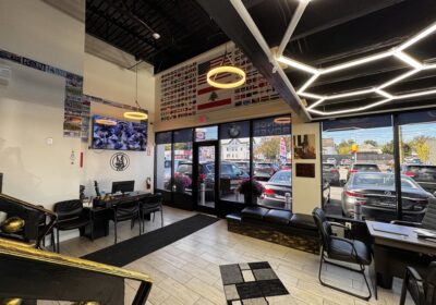 Sams-Auto-Sales-Customer-Service-Desk